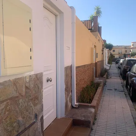 Daire Charming Townhouse For Rent Fuengirola